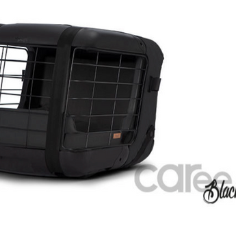 4pets Caree crash-tested pet transport box for small dogs and cats – TÜV Süd certified safe car carrier.