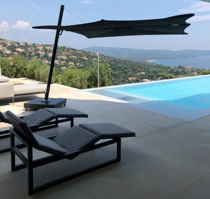 Umbrosa Spectra Zweefparasol met BLACK Frame – Modern Design & 360° Flexibiliteit