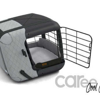 4pets Caree crash-tested pet transport box for small dogs and cats – TÜV Süd certified safe car carrier.
